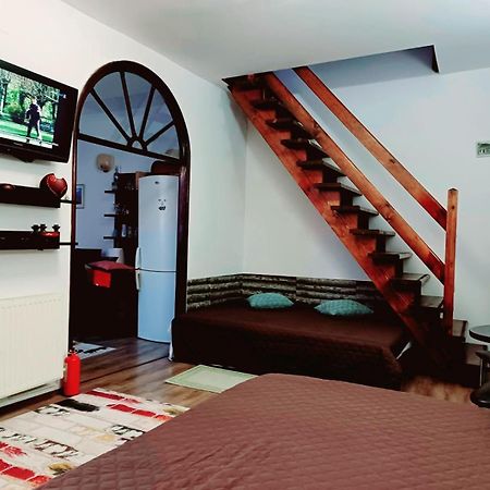 Lovely Central Apartment Μπρασόβ Εξωτερικό φωτογραφία
