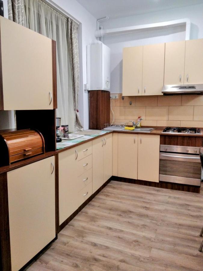 Lovely Central Apartment Μπρασόβ Εξωτερικό φωτογραφία