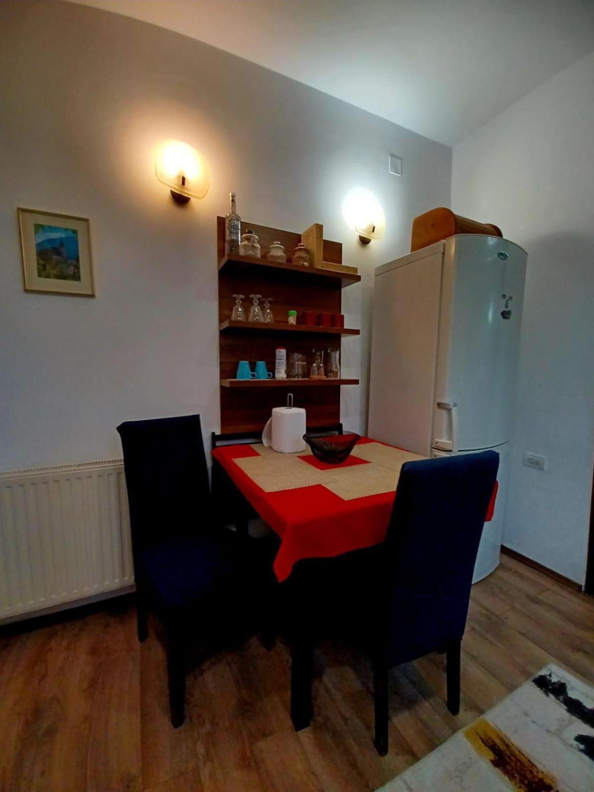 Lovely Central Apartment Μπρασόβ Εξωτερικό φωτογραφία