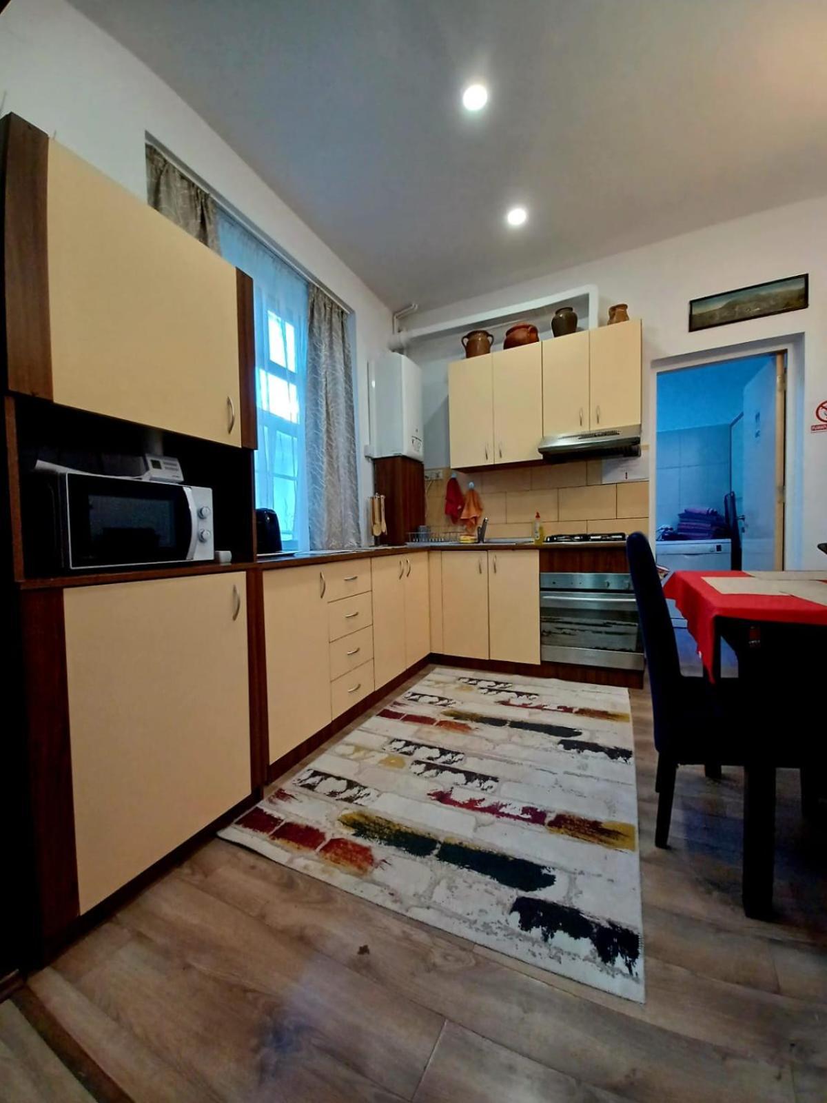 Lovely Central Apartment Μπρασόβ Εξωτερικό φωτογραφία